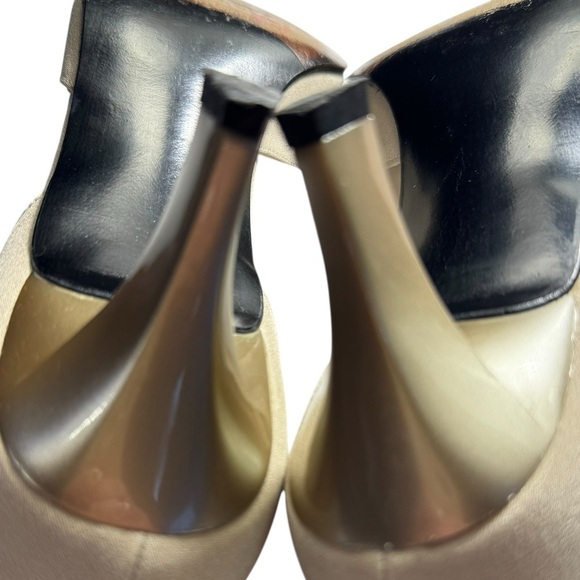 Stuart Weitzman Toucan Taupe Crepe women stiletto dress shoes size 8.5 AA - Picture 8 of 16